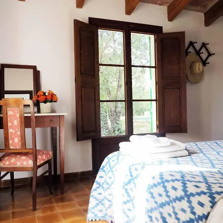 Font March Prázdninový dům